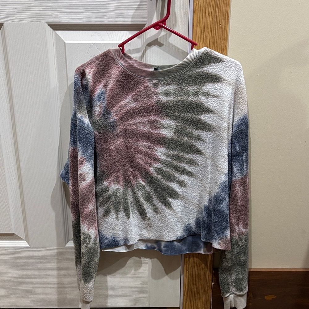 Wild Fable Multicolor Cropped Tie-Dye Sweatshirt